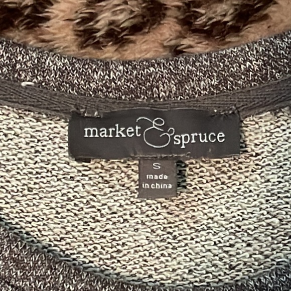 Market and Spruce Top - Picture 4 of 5
